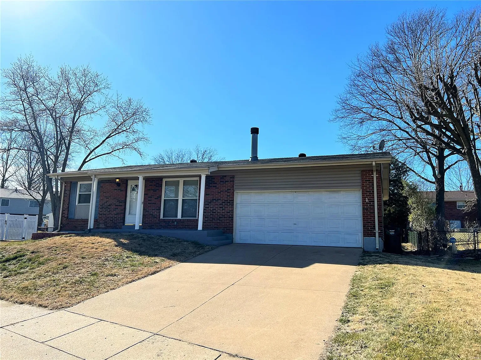 5349 Victron Dr photo 1