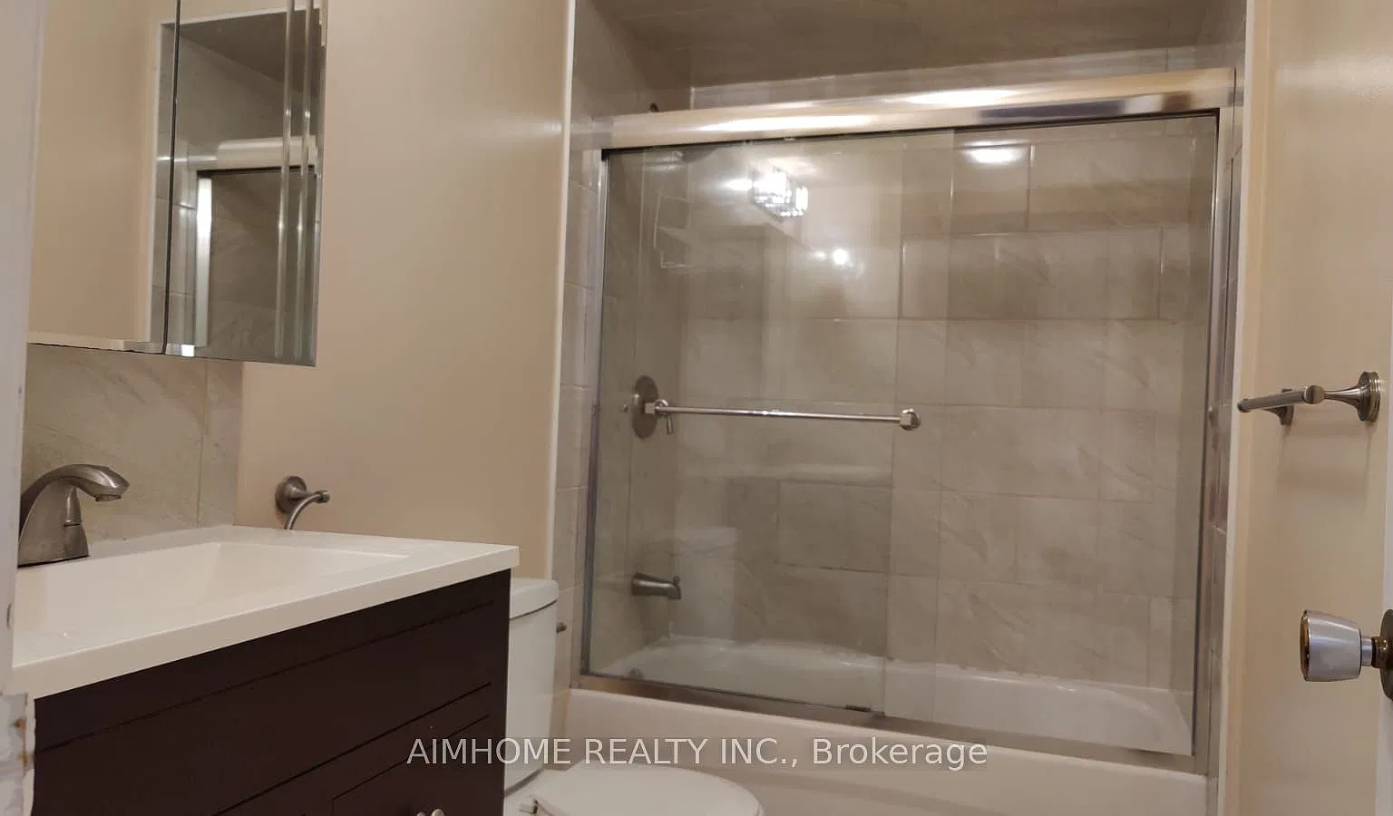 1 bed, $1,800 — Photo 4