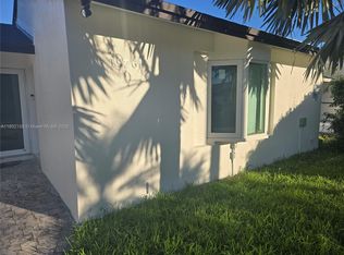19261 SW 118th Ct, Miami, FL 33177