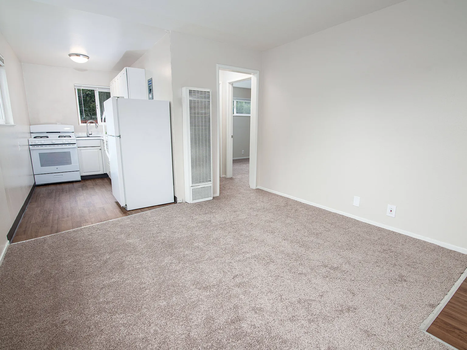 Marlboro Manor Apartments — Photo 4