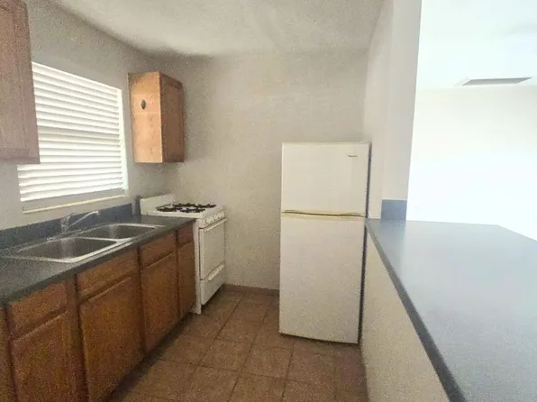 2443 N Treat Ave, Tucson, AZ 85716