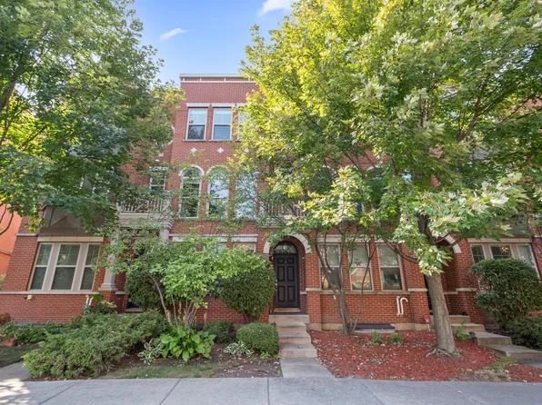 8652 Narragansett Ave, Morton Grove, IL 60053