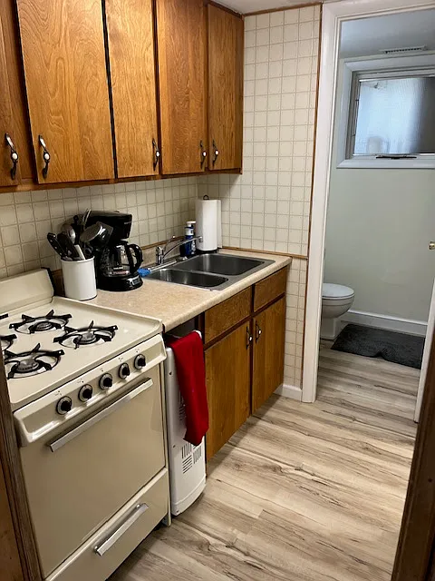 711 Pin Oak Rd — Photo 4