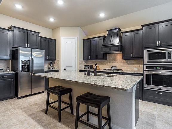 4th image of 10717 Marble Falls Pl
