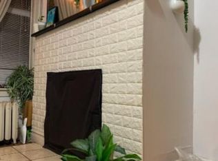 635 W Roscoe St #J1, Chicago, IL 60657