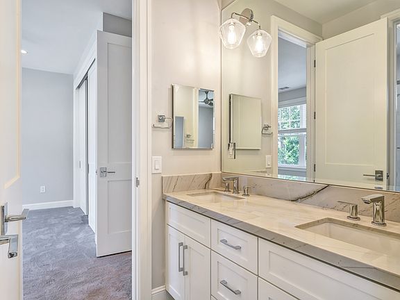5th image of 333 Apricot Ln