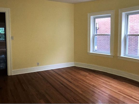 5th image of 7739 S Essex Ave #3rd