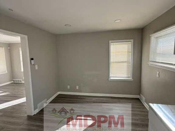 2nd image of 16571 Coyle St