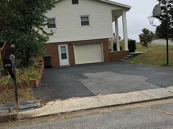 2nd image of 2759 Gardner Dr