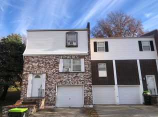 3733 NE Colonial Dr, Lees Summit, MO 64064