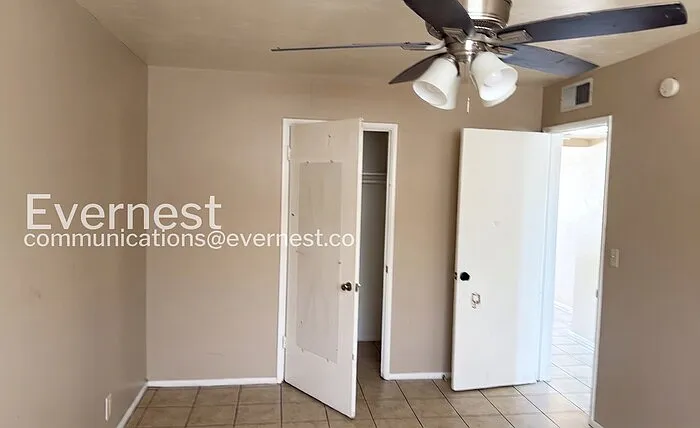 447 N Drew St E — Photo 7