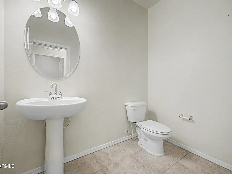 18363 W Whispering Wind Dr — Photo 10
