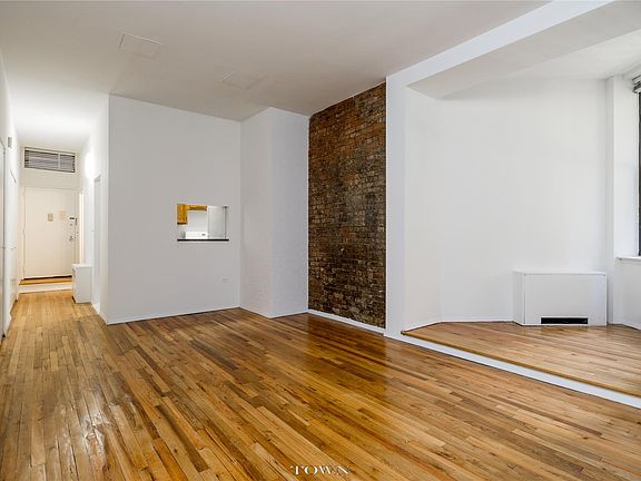 4th image of 215 W 84th St APT 121