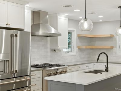 6825 S Penrose Court, Centennial, CO, 80122