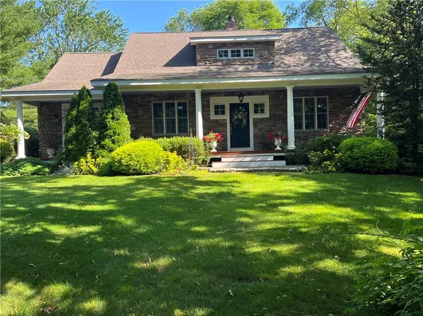 93B Kickemuit Ave, Bristol, RI 02809