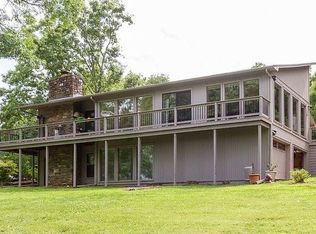 1455 N Canterbury Rd, Fayetteville, AR 72701