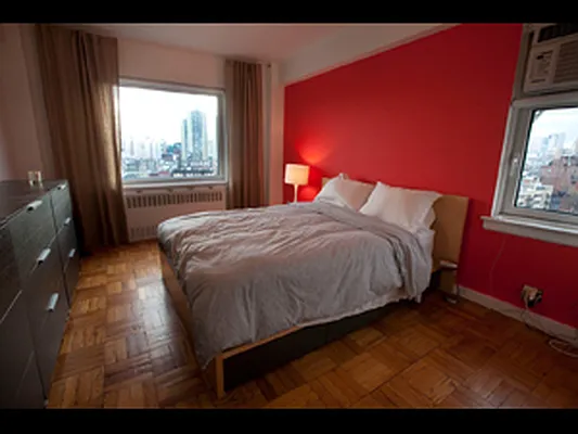 Rented by Corcoran | media 12