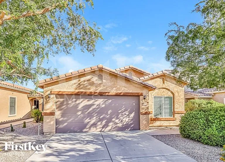 2794 W Mira Dr — Photo 1