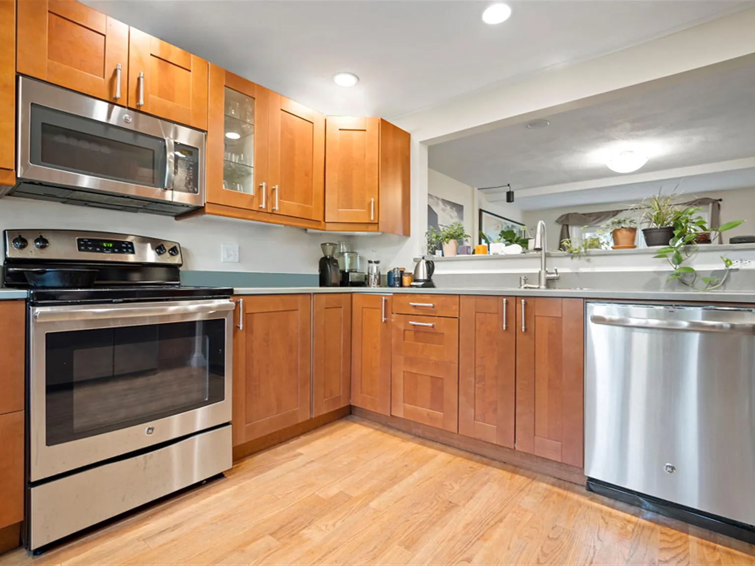 3 bed, $3,700 — Photo 1