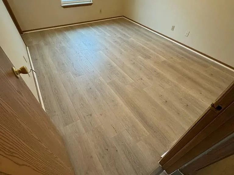 Pine View Apartments — Photo 8