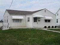 2nd image of 221 Phillips St