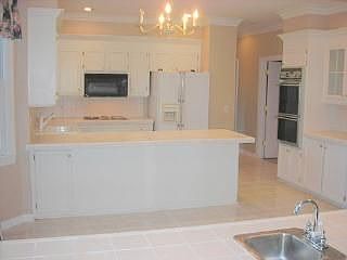 Bright kitchen