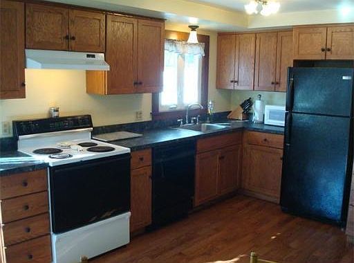 2nd image of 16 Michelman Ave
