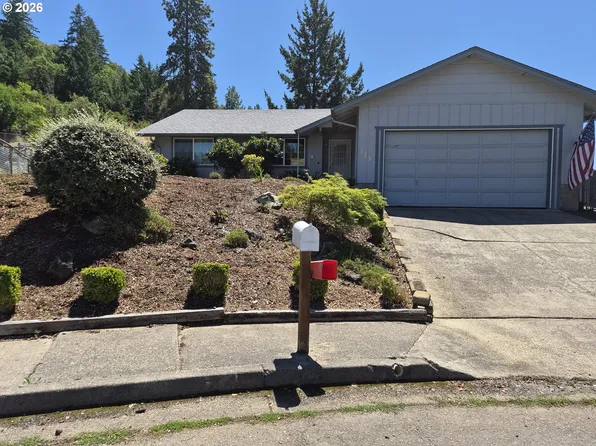 133 SE Terra Ct, Myrtle Creek, OR 97457