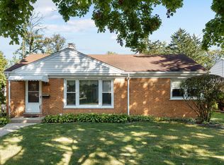 1205 S Cora St, Des Plaines, IL 60018