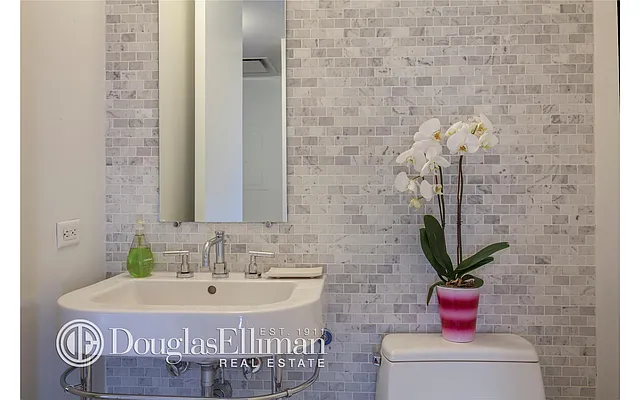 Sold by Douglas Elliman | media 16