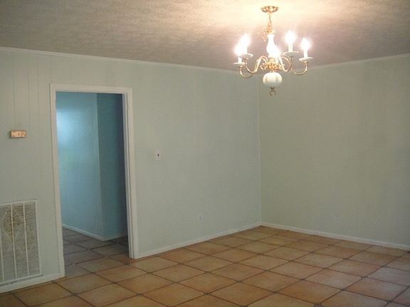 3rd image of 2400 Debden Dr