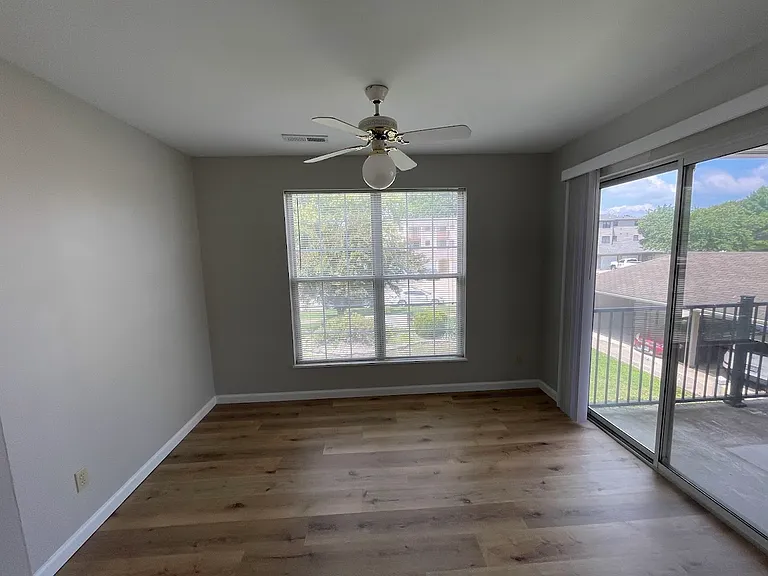 5 Hartwell Ct #5 — Photo 4