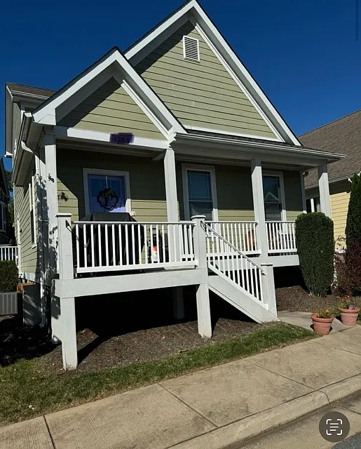 1265 Haden Pl