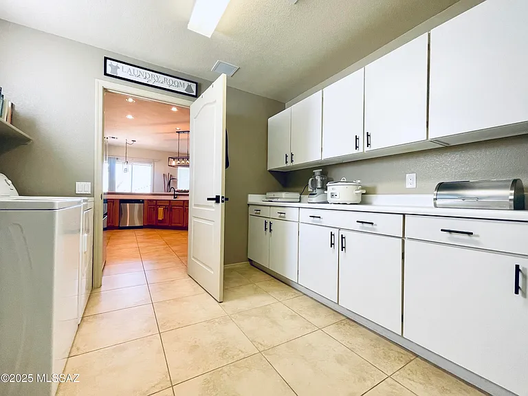 13045 N Burrobush Loop — Photo 22