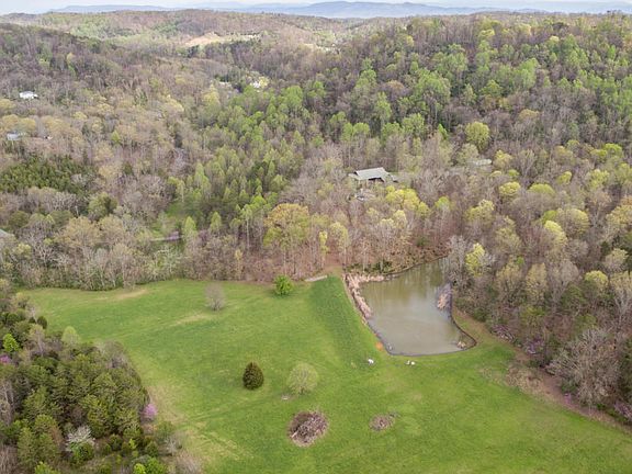 3rd image of 8225 Martin Mill Pike