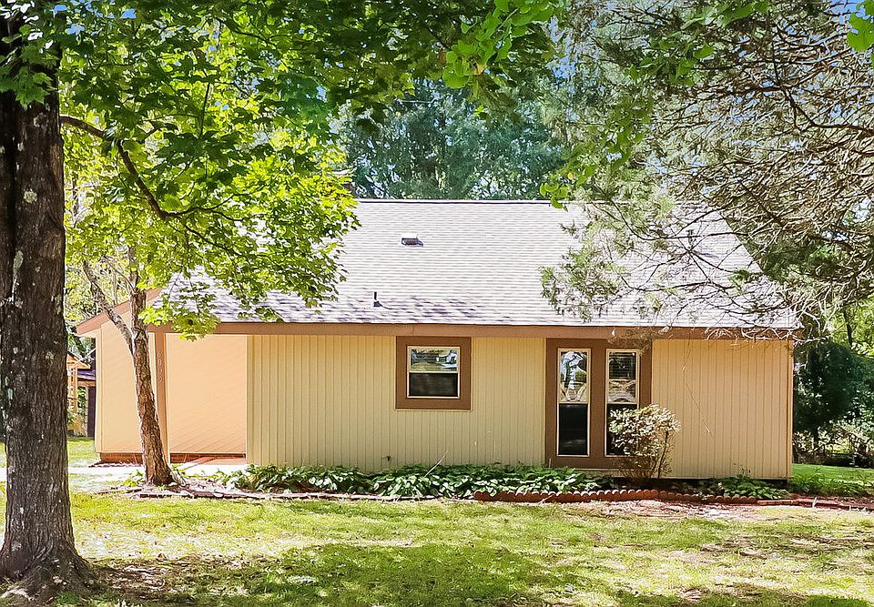 1st image of 6009 Falstaff Dr
