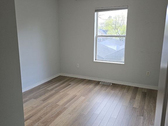 bedroom2