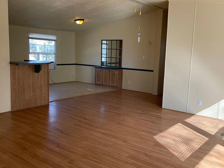 807 Katherine Ave — Photo 8