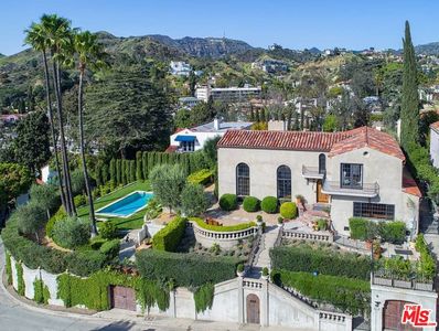 6735 Wedgewood Pl, Los Angeles, CA, 90068