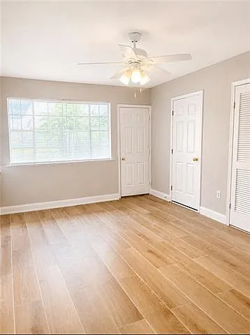 2118 Iowa Ave — Photo 15