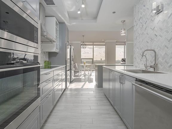 4th image of 5100 San Felipe St #137