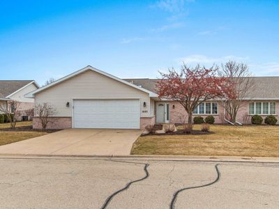 1693 Twin Lakes Cir, Green Bay, WI, 54311