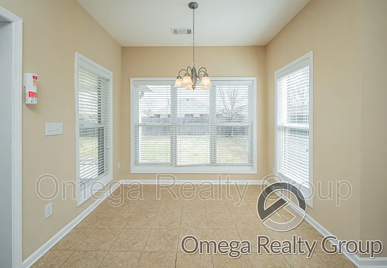 1325 Meadow Glen Rd — Photo 27
