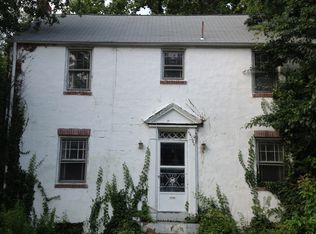 737 Market St, Mount Ephraim, NJ 08059