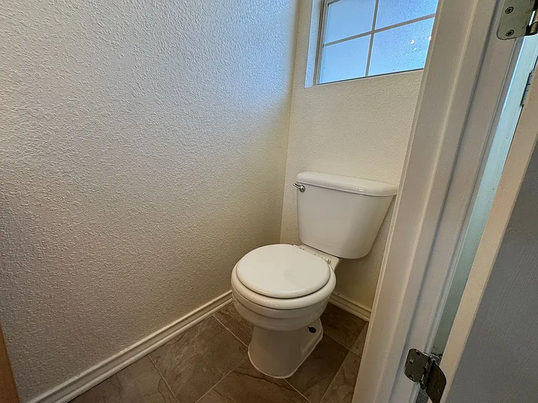 4502 Deek Dr — Photo 11