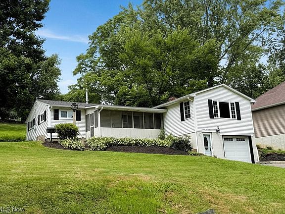 4th image of 1497 Lake Front Dr