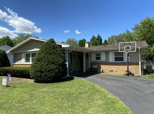 16 Marquette Pl, Buffalo Grove, IL