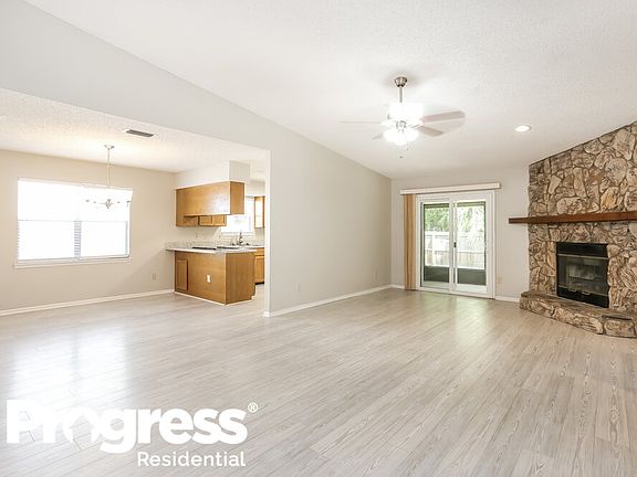 5th image of 8085 Le Havre Dr N