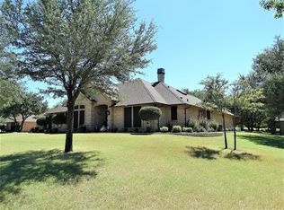 104 Forest Glen Ct, Weatherford, TX 76087