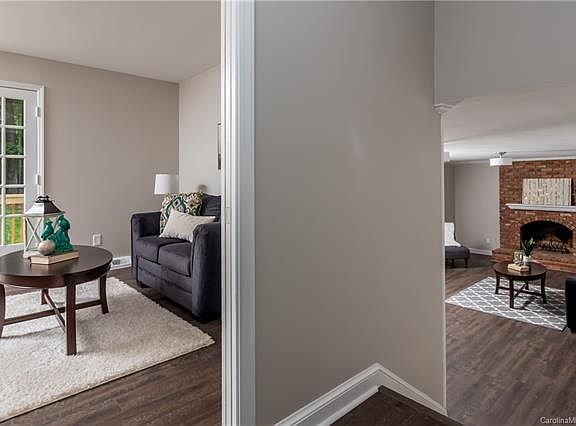 3rd image of 7222 Applecross Ln